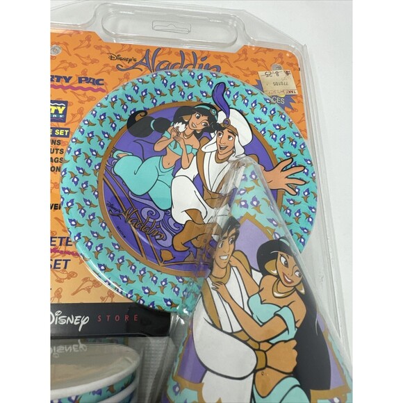 Vintage Party Pac 65 pieces Disney's Aladdin Birthday Set for 8 Invitations Hats - Picture 4 of 9